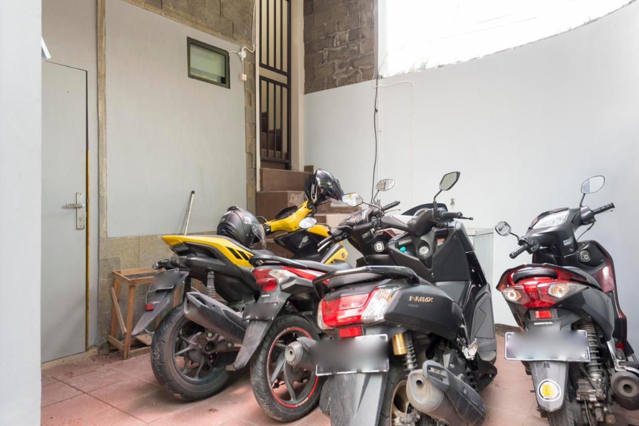 Reddoorz Near Grand City Mall 2 Surabaya Exterior foto